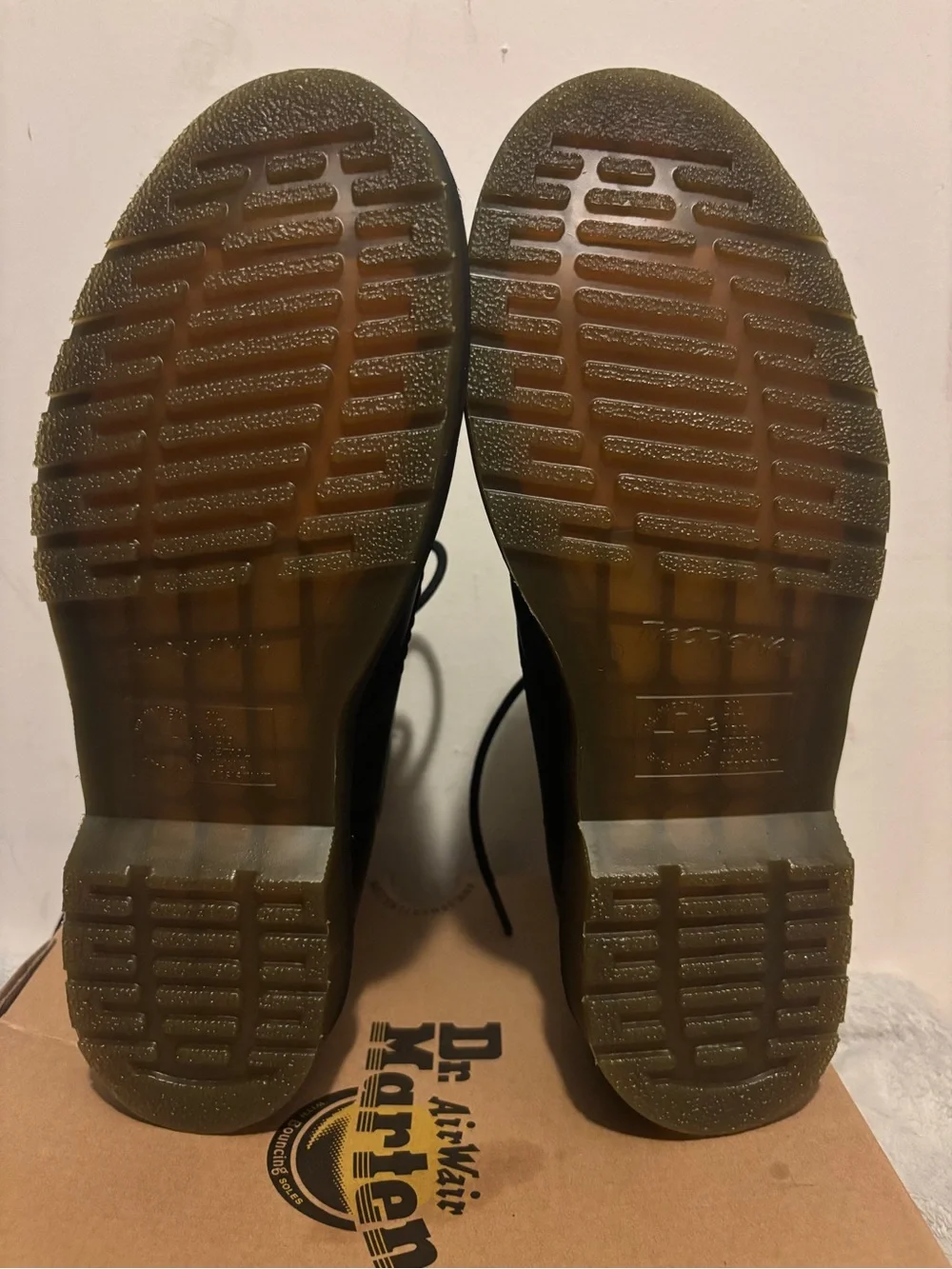 Men’s Dr. Martens 1460